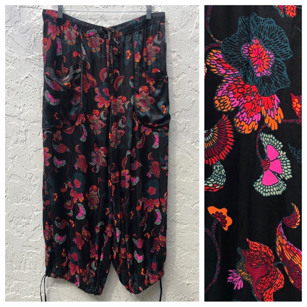 ANTHROPOLOGIE Floral Wide Leg Silky Pants Size XL Pockets Drawstring Waist